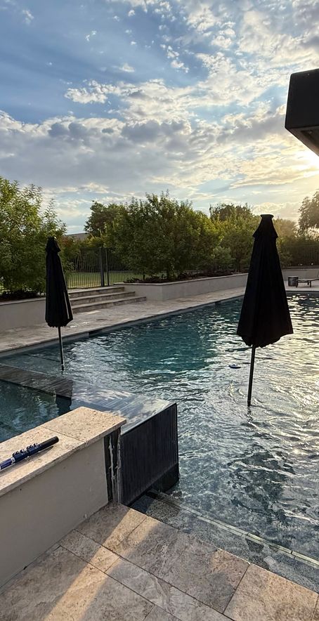 great looking Arizona pool